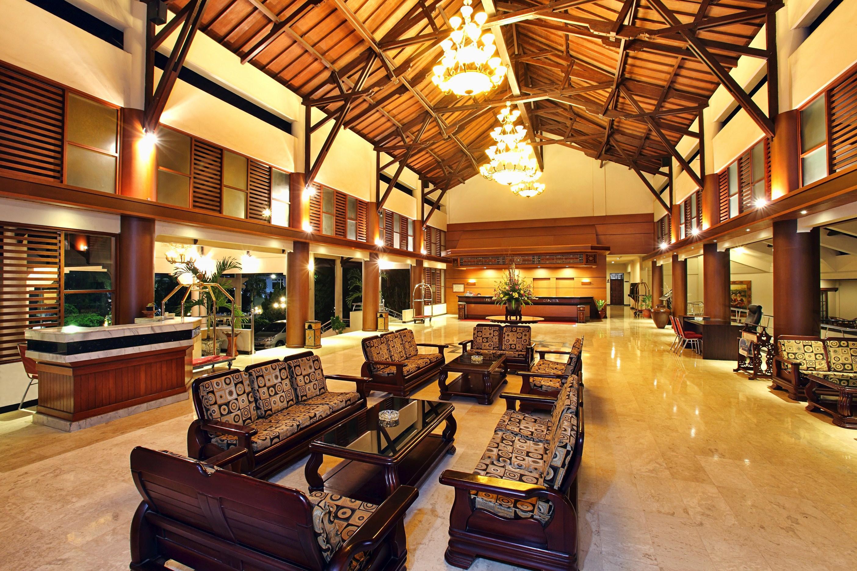 Lombok Raya Hotel Mataram Exteriör bild