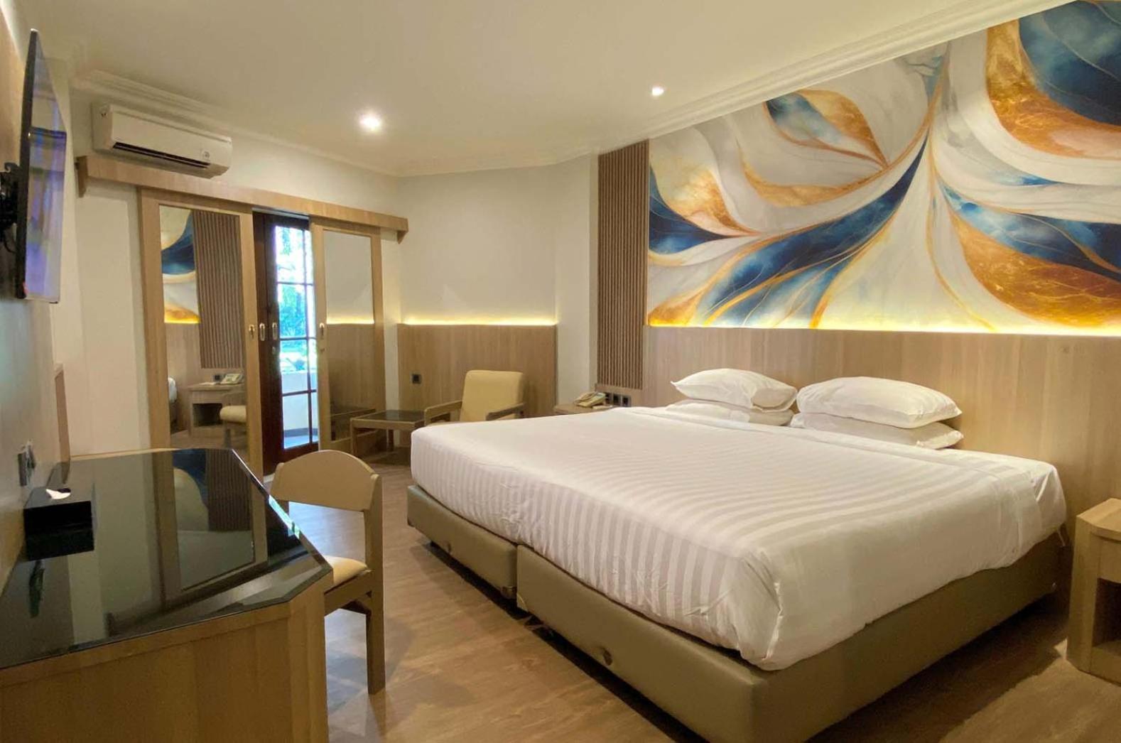 Lombok Raya Hotel Mataram Exteriör bild