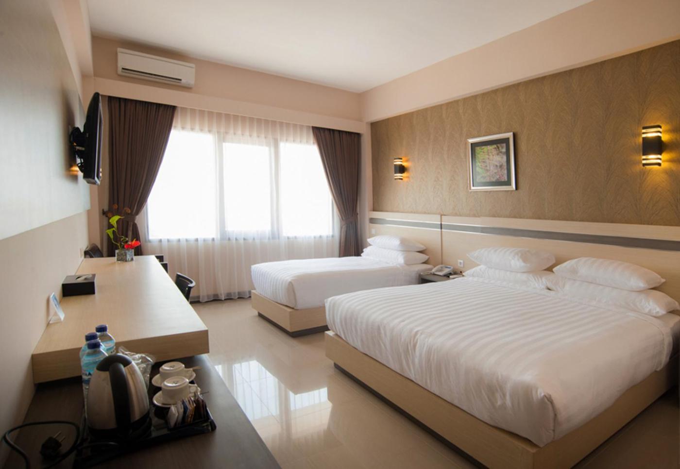 Lombok Raya Hotel Mataram Exteriör bild