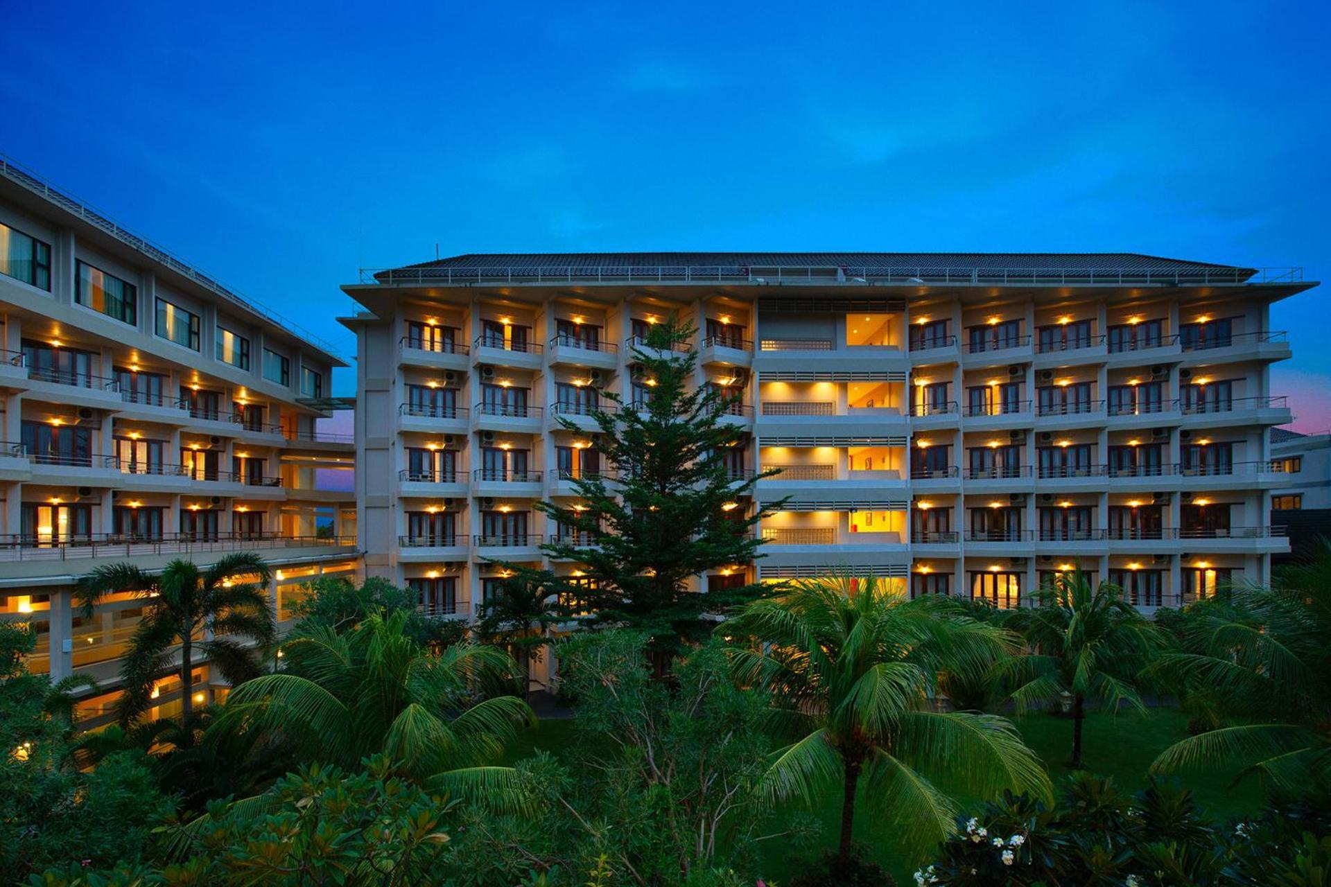 Lombok Raya Hotel Mataram Exteriör bild