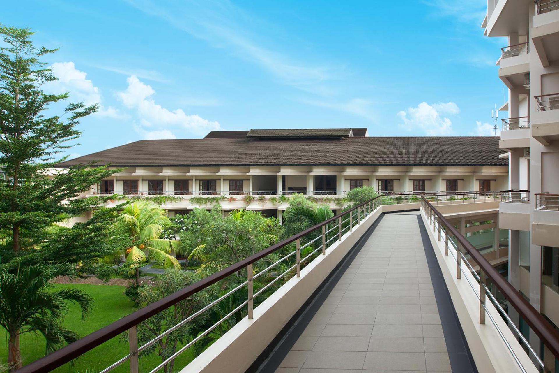 Lombok Raya Hotel Mataram Exteriör bild