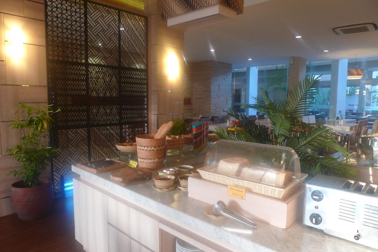 Lombok Raya Hotel Mataram Exteriör bild